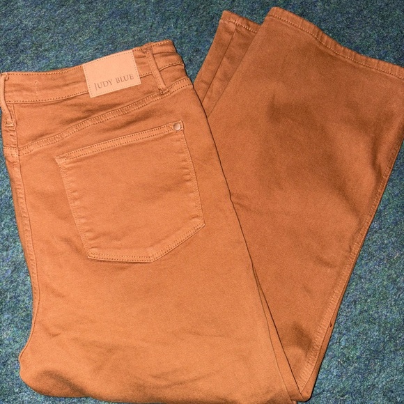 Judy Blue Tan Denim - Picture 1 of 4